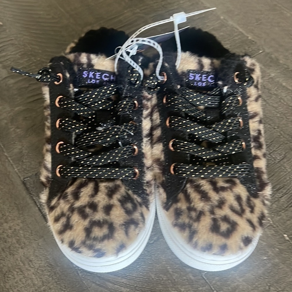 Sketchers sandals - Picture 3 of 9